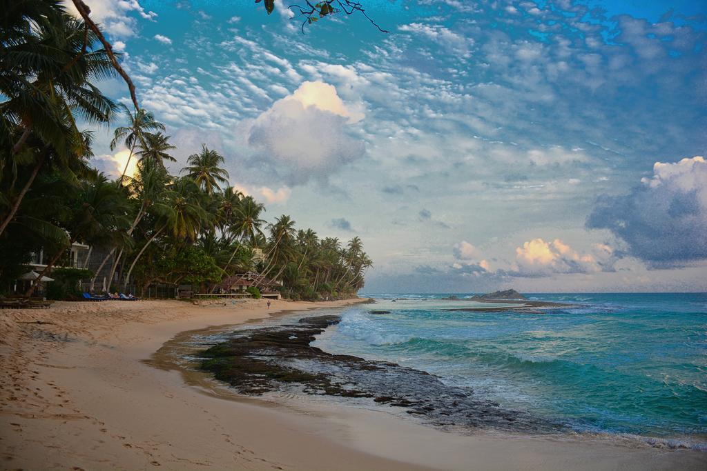 Shanthi Beach Resort Unawatuna Exterior foto
